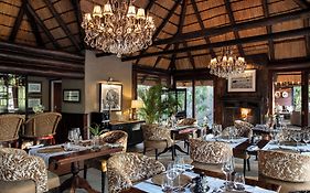 Ndlovu Safari Lodge