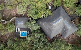 Ndlovu Safari Lodge